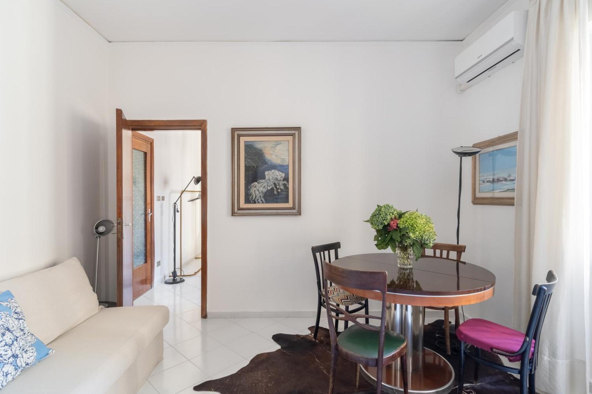 Casa Vacanza Angelina Via Mercanti Centro Storico Salerno Luaran gambar