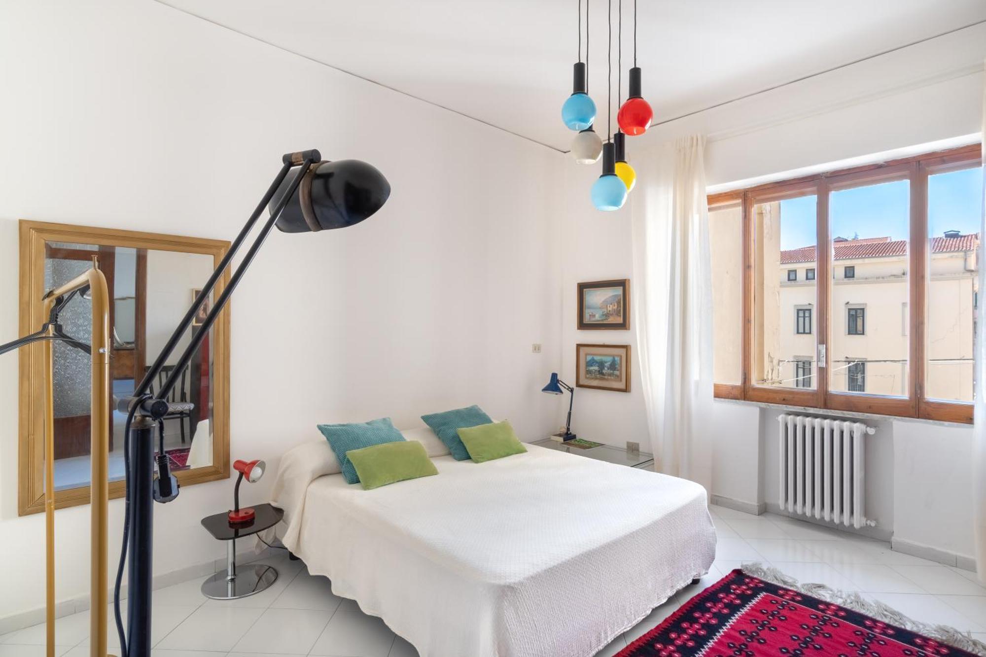 Casa Vacanza Angelina Via Mercanti Centro Storico Salerno Luaran gambar