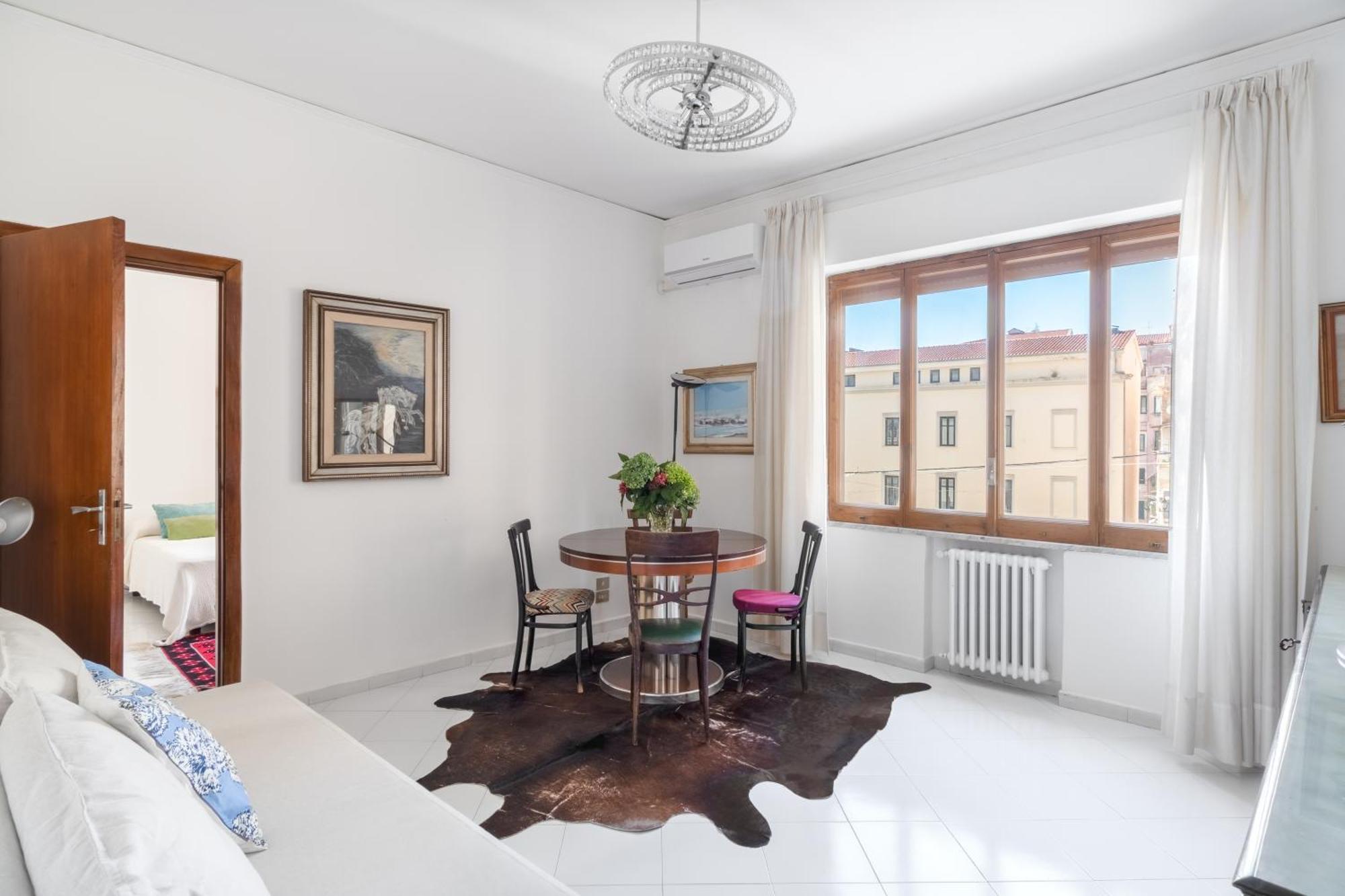 Casa Vacanza Angelina Via Mercanti Centro Storico Salerno Luaran gambar
